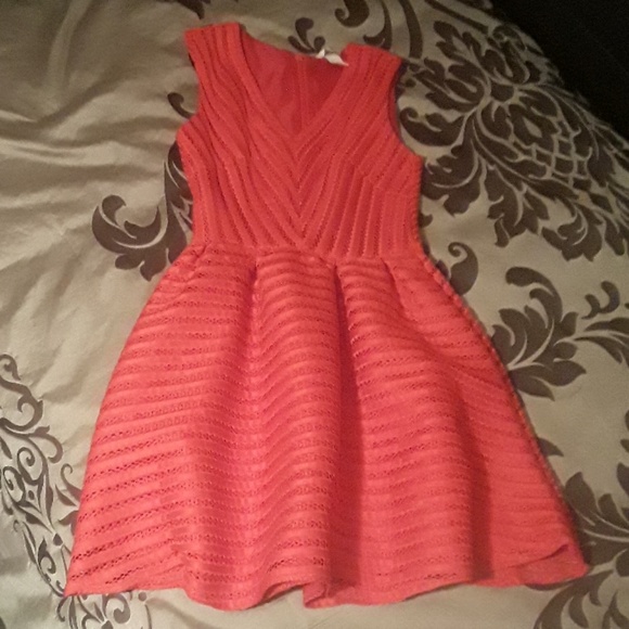 "H&M" Red Dress - Picture 1 of 3